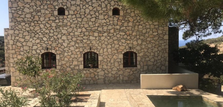 COUNTRY HOUSE IN THE SOUTH EAST OF CRETE